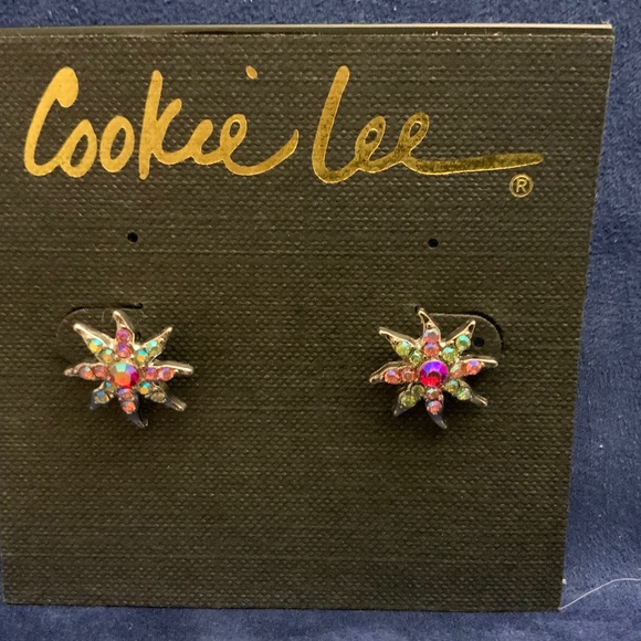 E4/ NWT Cookie Lee Earrings - Crystal Stars - Picture 1 of 3